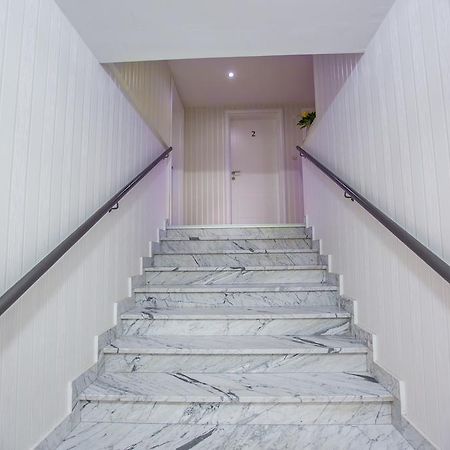 Apartments And Rooms Millennium Ogulin Esterno foto